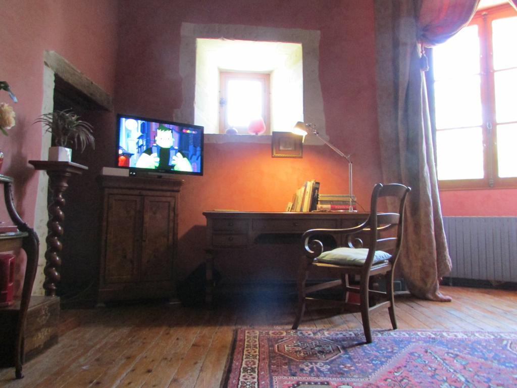 Château de la Roche Martel Roiffé Quarto foto