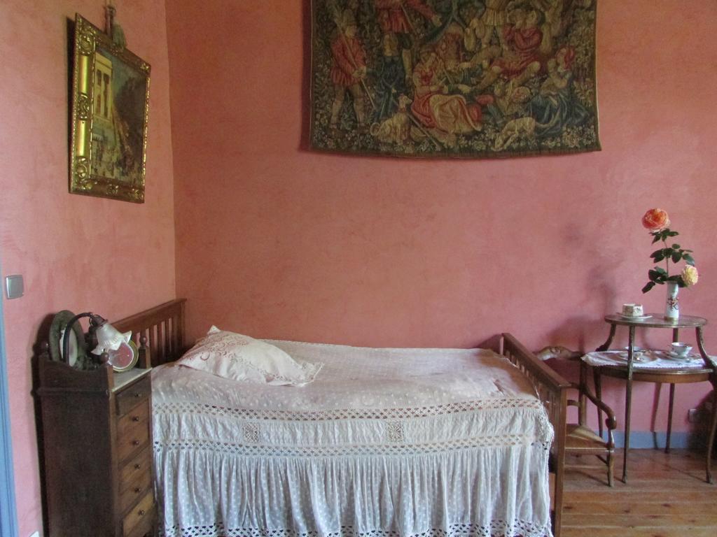 Château de la Roche Martel Roiffé Quarto foto