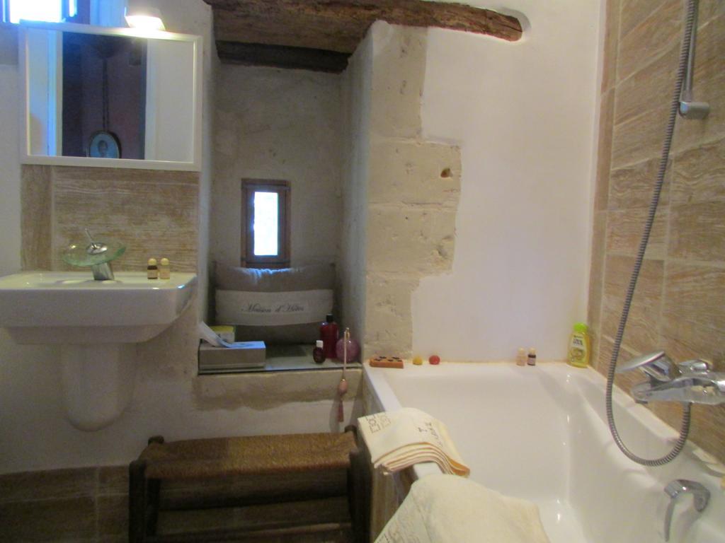 Château de la Roche Martel Roiffé Quarto foto